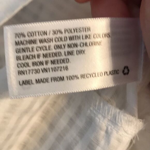 Sheer Gingham Hi-Lo Top   - Picture 3 of 3